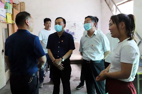 黃河交通學院黨員干部赴二鋪營村開展脫貧攻堅工作